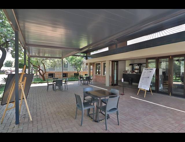 206M² OFFICE TO LET IN VORNA VALLEY